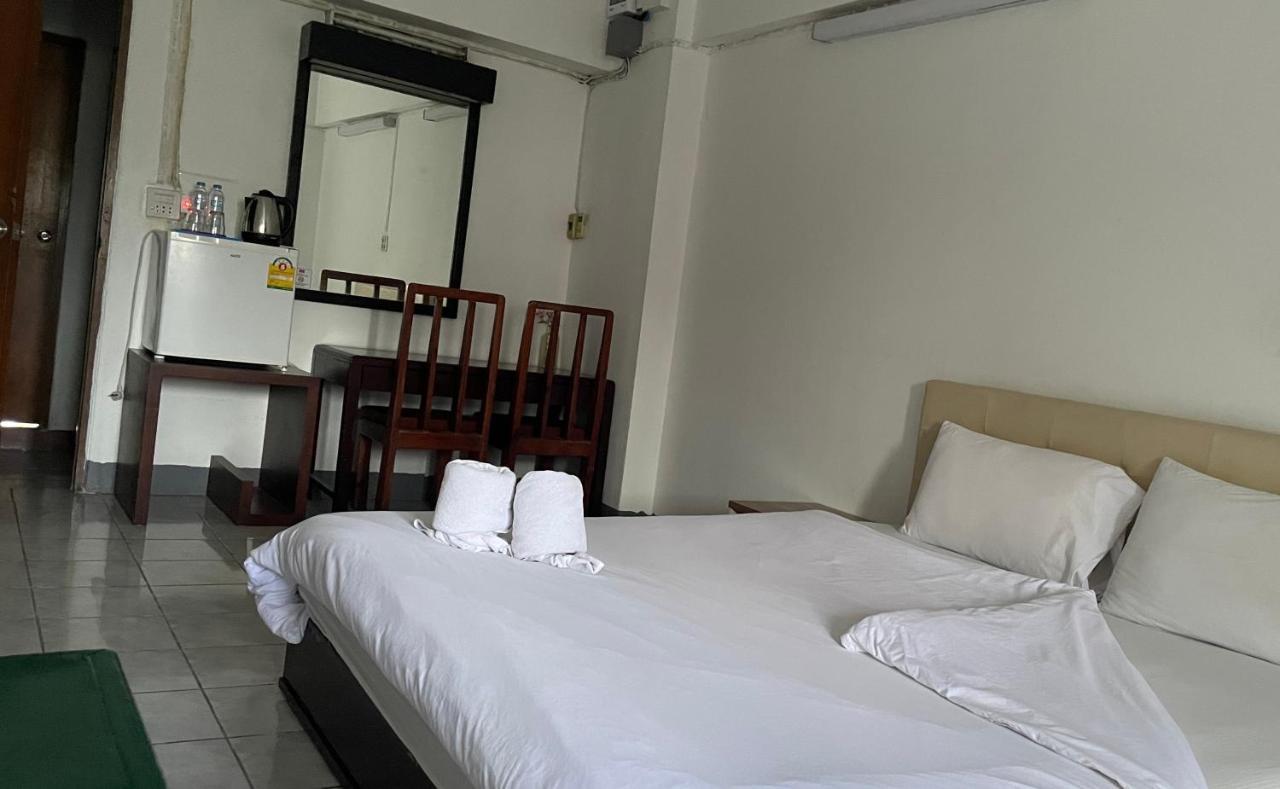Win Mansion Motel Bangkok Ngoại thất bức ảnh