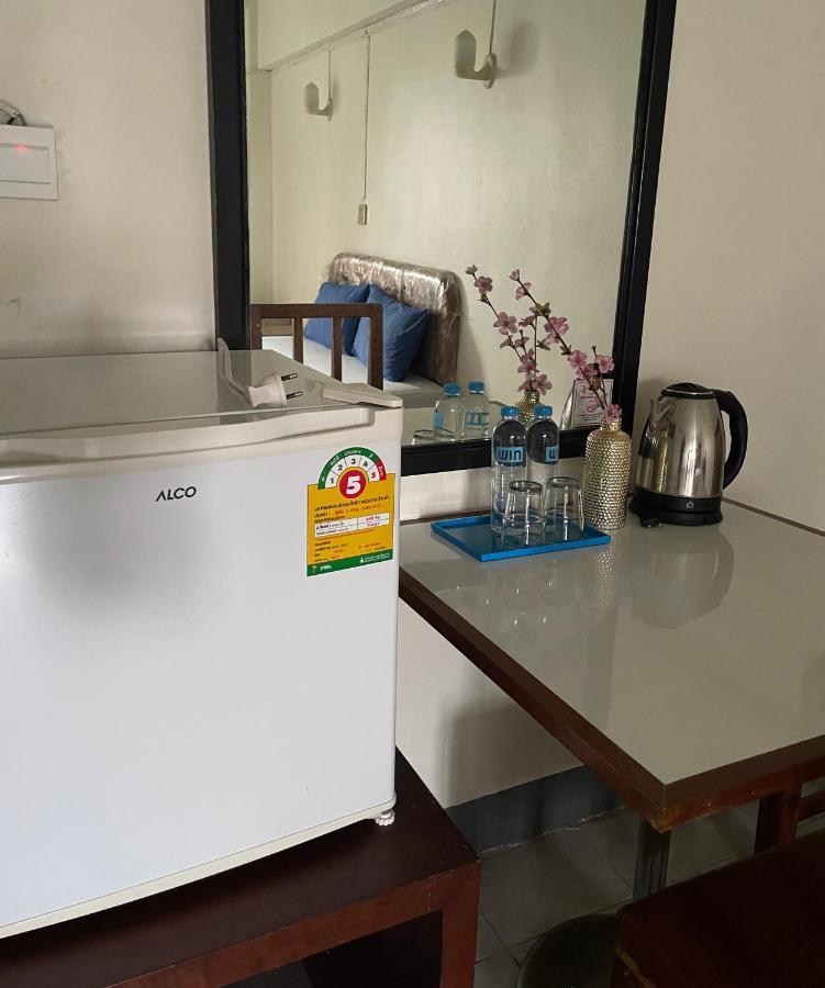Win Mansion Motel Bangkok Ngoại thất bức ảnh
